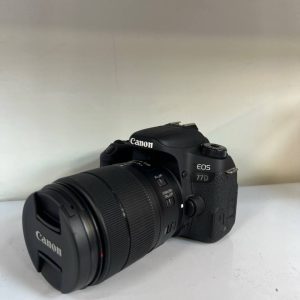 دوربین کارکرده CANON 77D