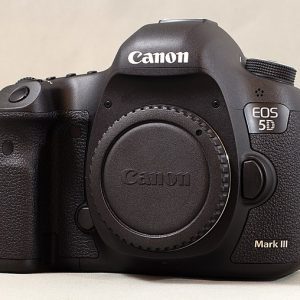 دوربین کارکرده canon 5d